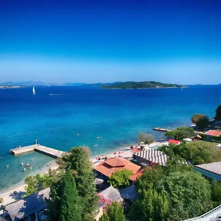 Moderne Mit Pool Apartment Vodice